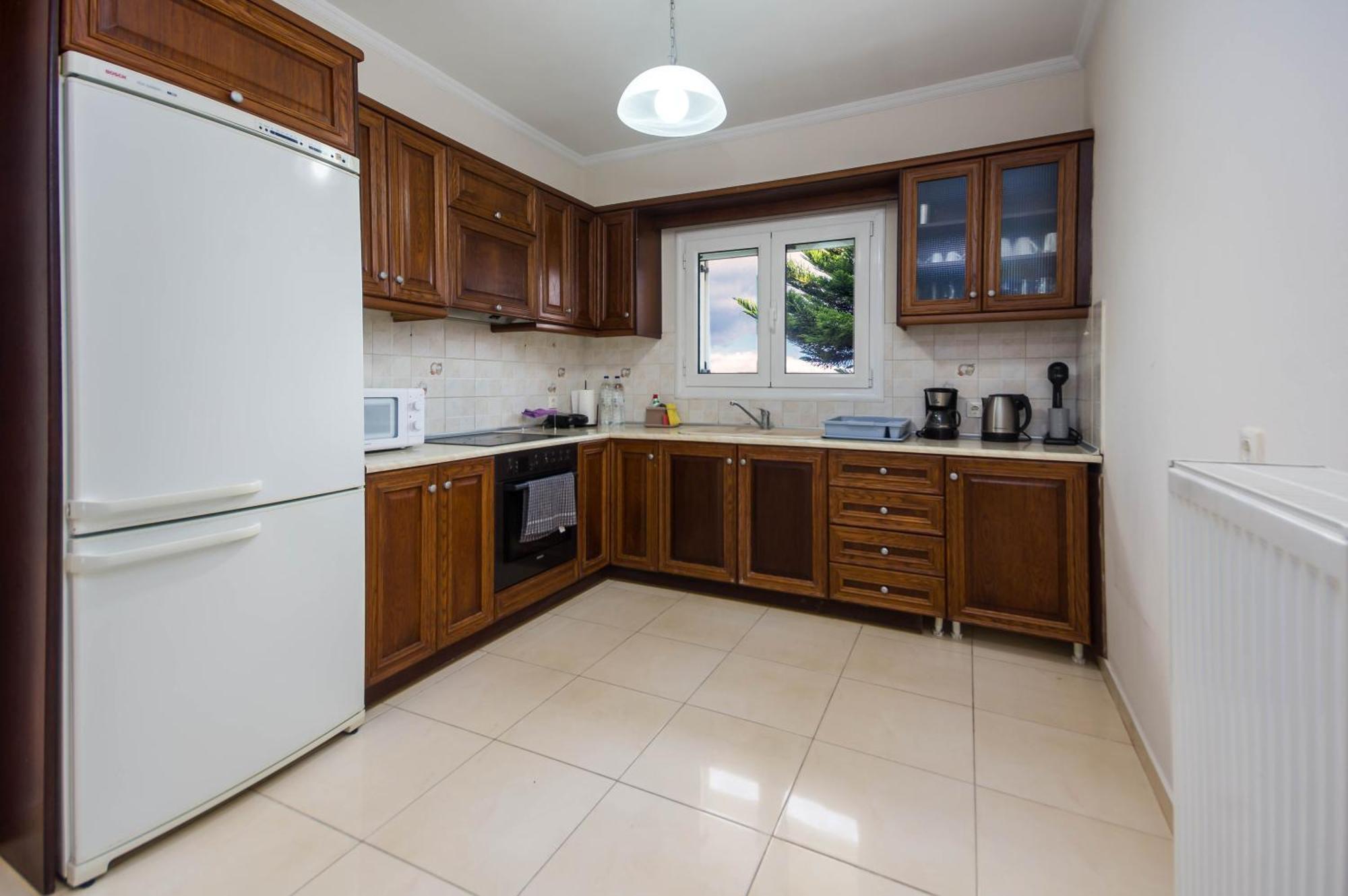 Διωροφη Μεζονετα-2Km Απο Το Κεντρο-Iliana House Appartement Alepou Buitenkant foto
