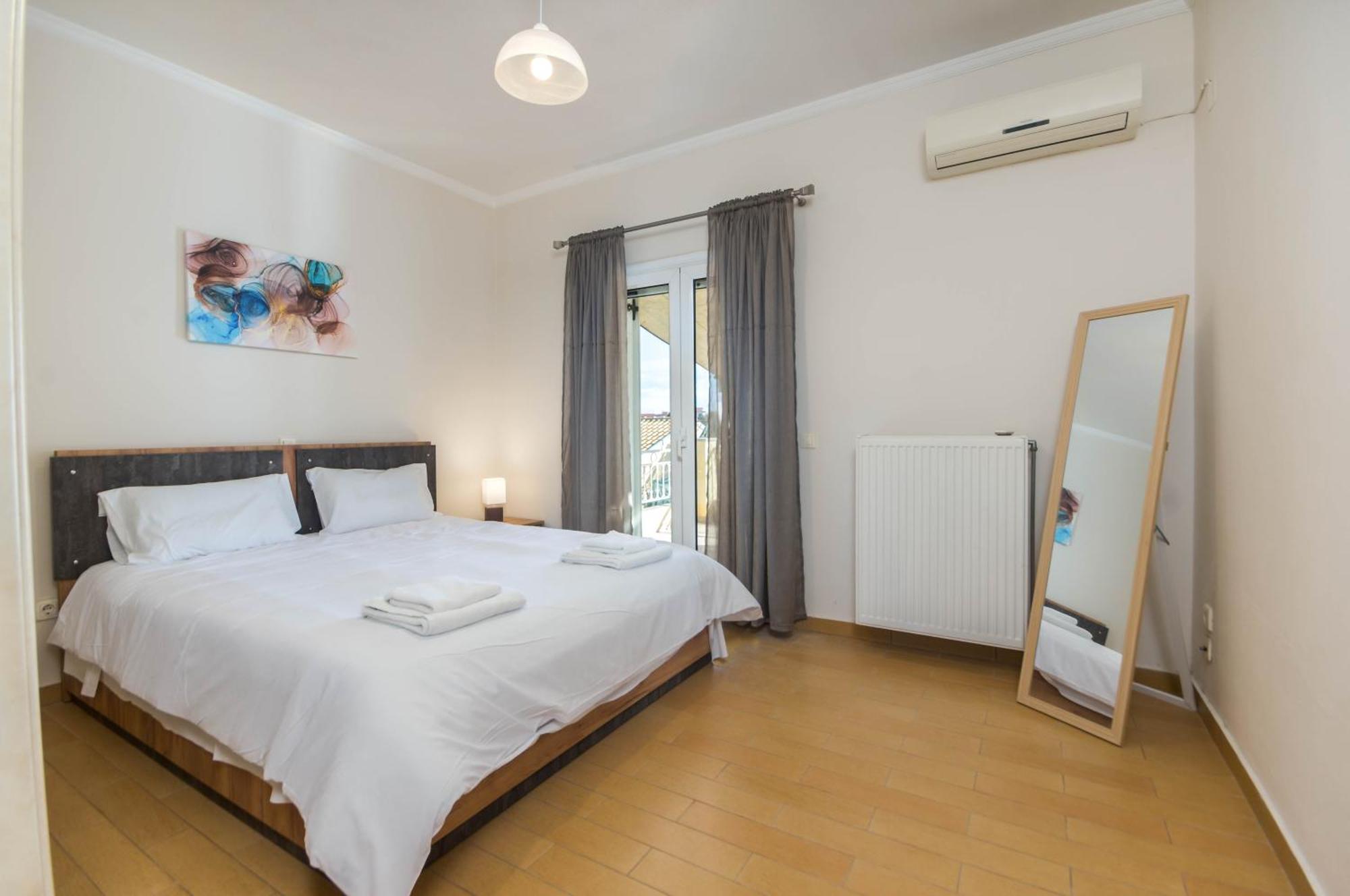 Διωροφη Μεζονετα-2Km Απο Το Κεντρο-Iliana House Appartement Alepou Buitenkant foto
